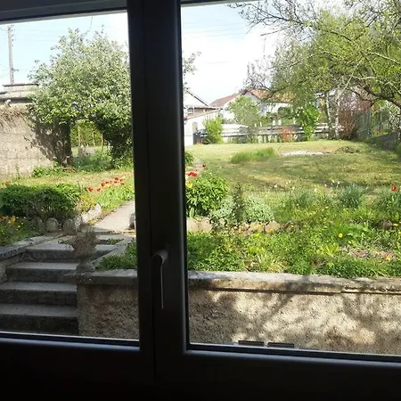 Maison Lombardi - 6 Personnes 4 Etoiles بيت للعطل Dun-sur-Meuse